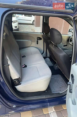 Универсал Dacia Logan MCV 2010 в 