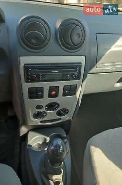Универсал Dacia Logan MCV 2009 в 