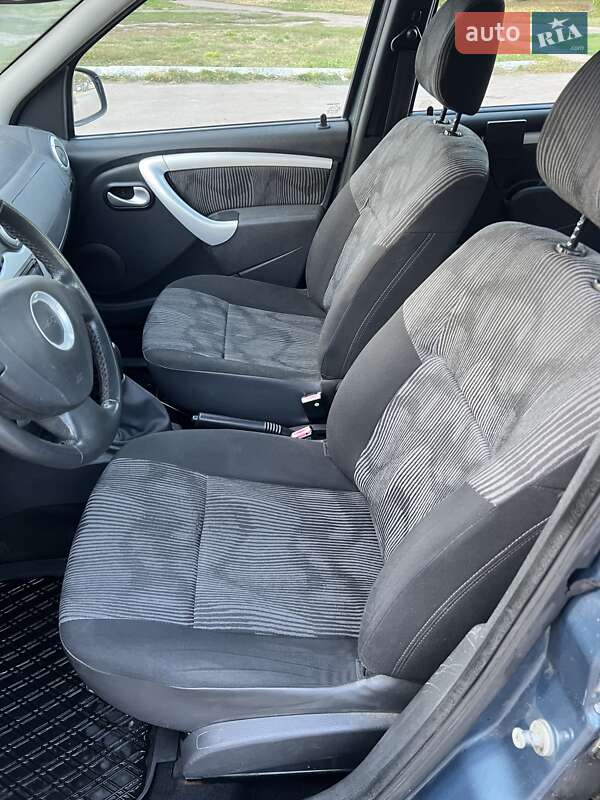 Універсал Dacia Logan MCV 2010 в Ніжині фото 28 Універсал Dacia Logan MCV 2010 в Ніжині