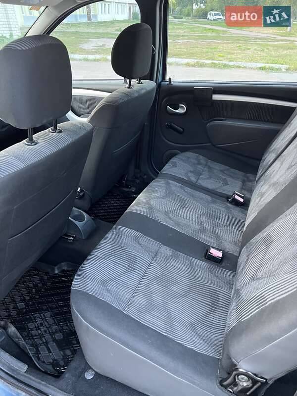 Універсал Dacia Logan MCV 2010 в Ніжині фото 36 Універсал Dacia Logan MCV 2010 в Ніжині