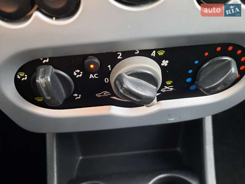 Універсал Dacia Logan MCV 2009 в Полтаві фото 31 Універсал Dacia Logan MCV 2009 в Полтаві