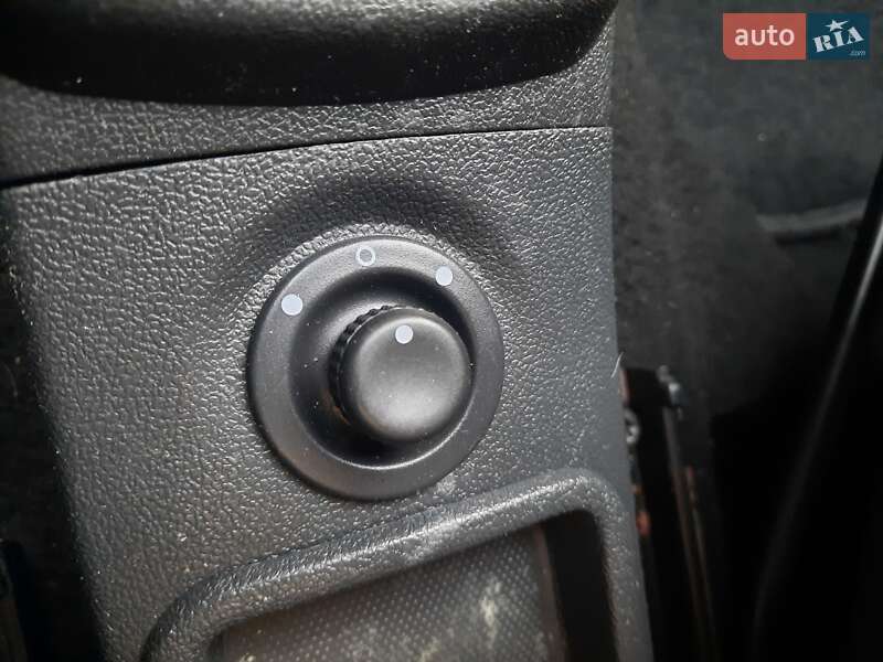 Універсал Dacia Logan MCV 2009 в Полтаві фото 36 Універсал Dacia Logan MCV 2009 в Полтаві