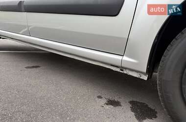 Универсал Dacia Logan MCV 2012 в 