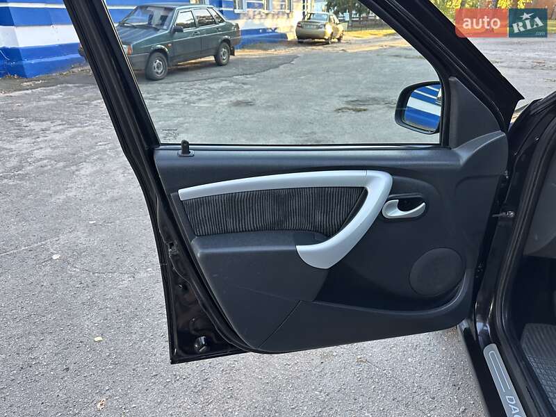 Универсал Dacia Logan MCV 2010 в Лебедине