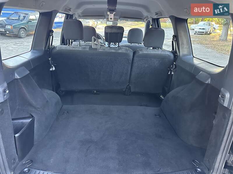 Универсал Dacia Logan MCV 2010 в Лебедине