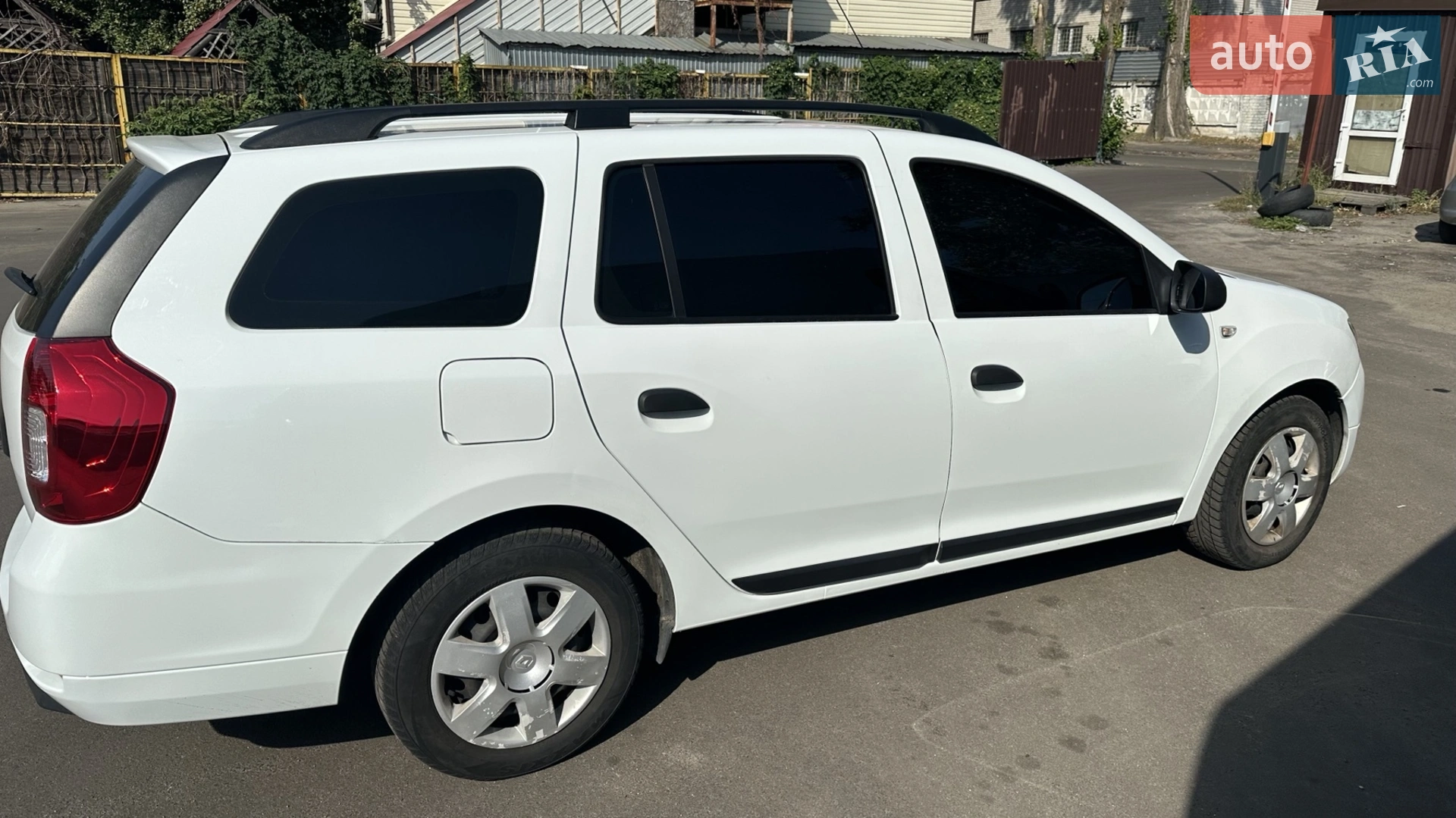 2014 Dacia Logan - мініатюра 2