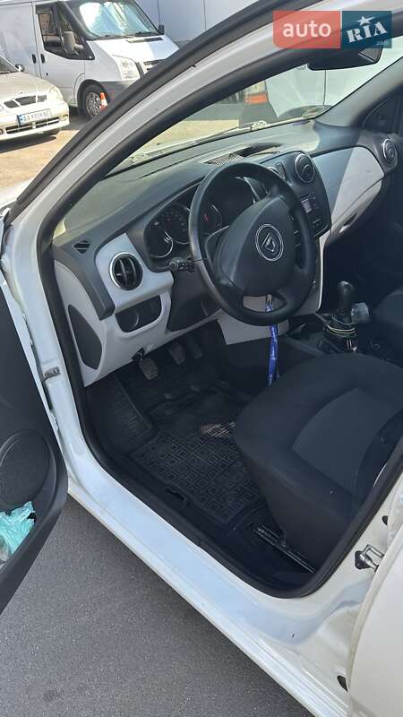 Универсал Dacia Logan MCV 2014 в Борзне