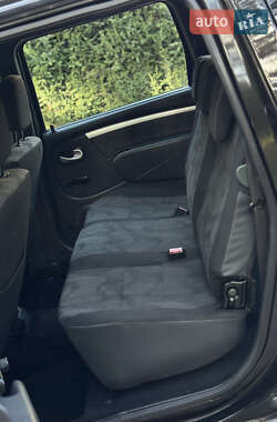 Универсал Dacia Logan MCV 2011 в 