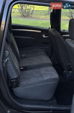 Универсал Dacia Logan MCV 2011 в 