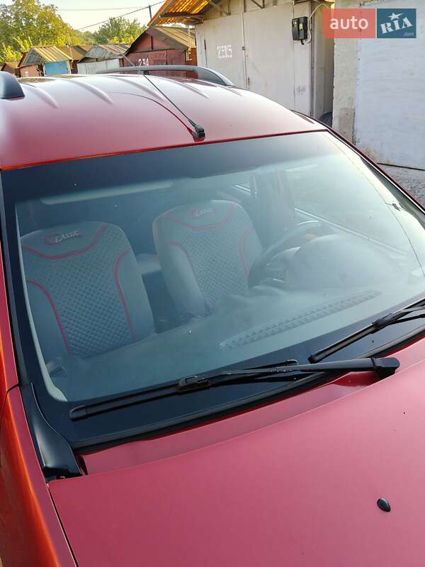 Універсал Dacia Logan MCV 2010 в Львові