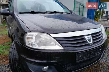 Универсал Dacia Logan MCV 2012 в 