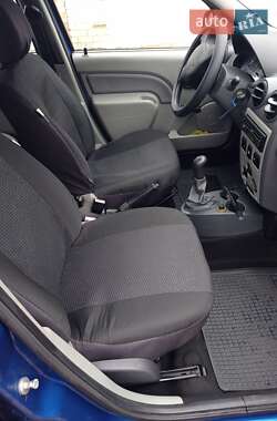 Универсал Dacia Logan MCV 2009 в 