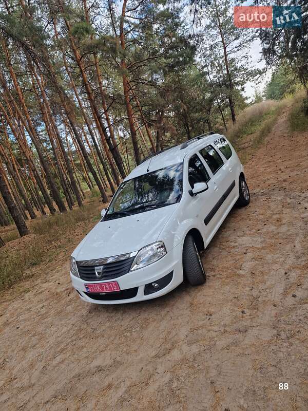 Универсал Dacia Logan MCV 2011 в Полтаве фото 4 Универсал Dacia Logan MCV 2011 в Полтаве