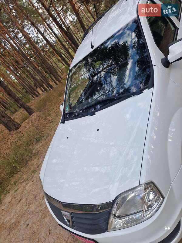 Универсал Dacia Logan MCV 2011 в Полтаве фото 19 Универсал Dacia Logan MCV 2011 в Полтаве