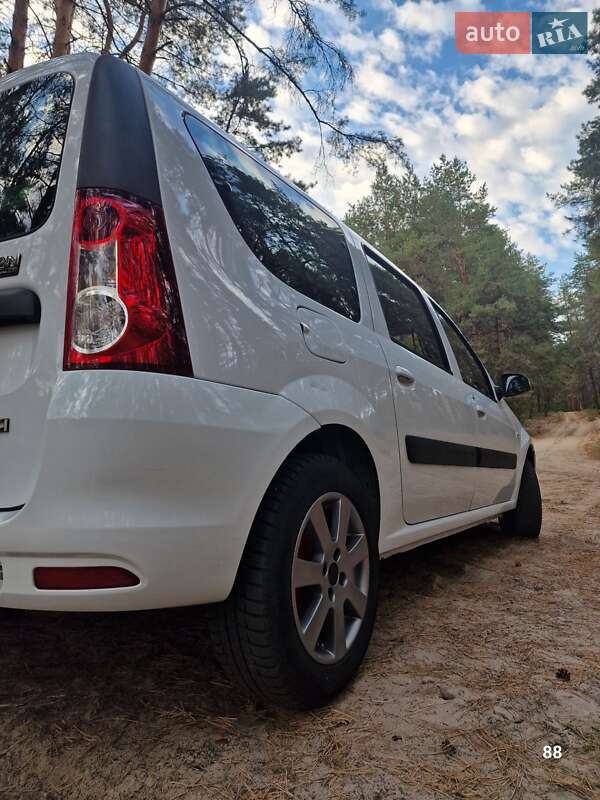 Универсал Dacia Logan MCV 2011 в Полтаве фото 36 Универсал Dacia Logan MCV 2011 в Полтаве