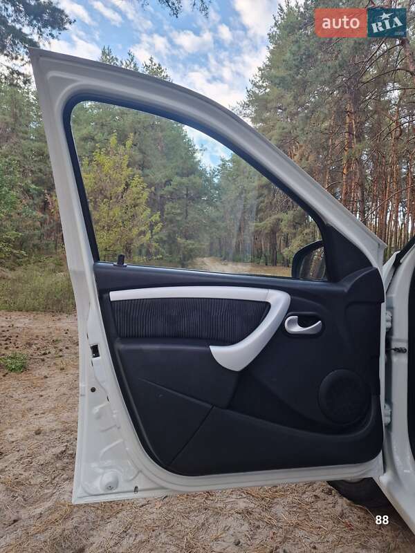 Универсал Dacia Logan MCV 2011 в Полтаве фото 41 Универсал Dacia Logan MCV 2011 в Полтаве