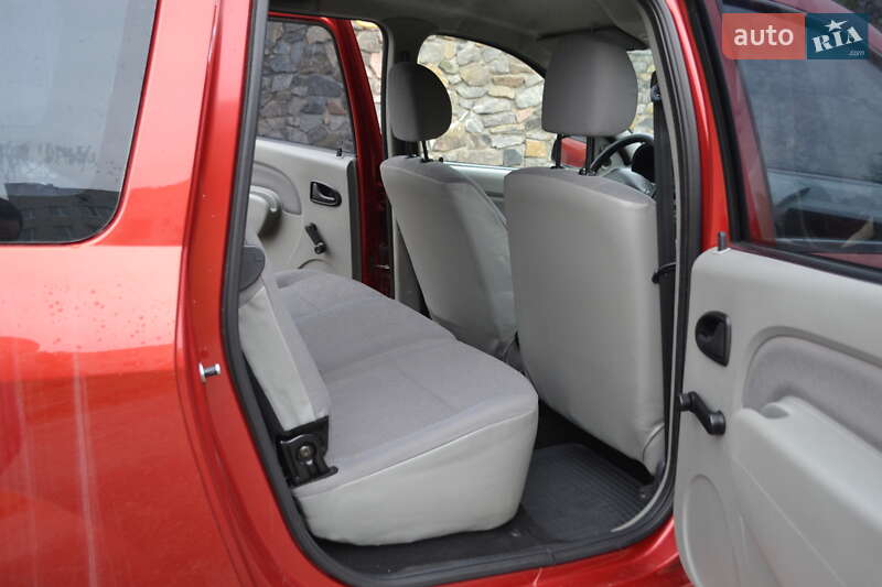 Універсал Dacia Logan MCV 2008 в Білій Церкві фото 25 Універсал Dacia Logan MCV 2008 в Білій Церкві