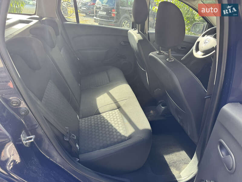 Универсал Dacia Logan MCV 2014 в Староконстантинове