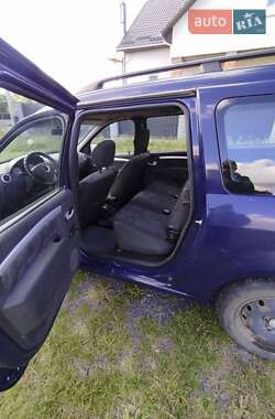 Универсал Dacia Logan MCV 2010 в 