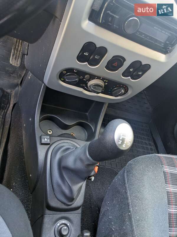 Універсал Dacia Logan MCV 2009 в Одесі