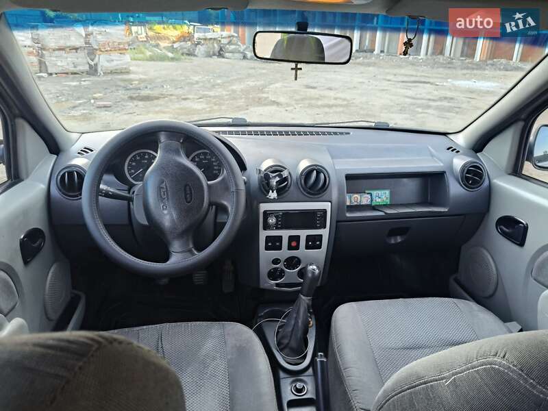 Универсал Dacia Logan MCV 2008 в Ивано-Франковске фото 6 Универсал Dacia Logan MCV 2008 в Ивано-Франковске