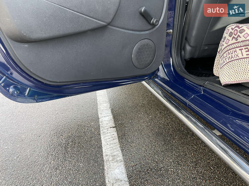 Универсал Dacia Logan MCV 2011 в Киеве фото 8 Универсал Dacia Logan MCV 2011 в Киеве