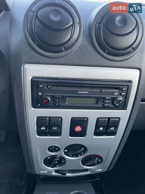 Универсал Dacia Logan MCV 2008 в Млинове