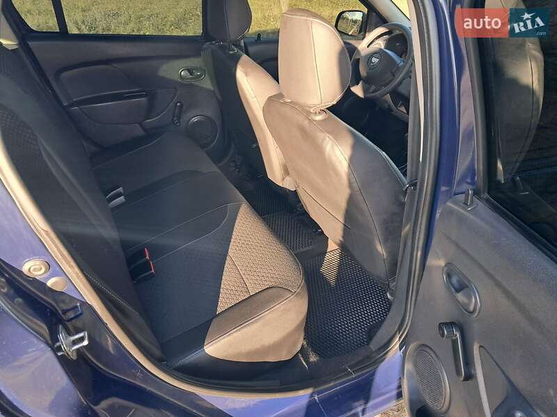 Универсал Dacia Logan MCV 2014 в Гайсине