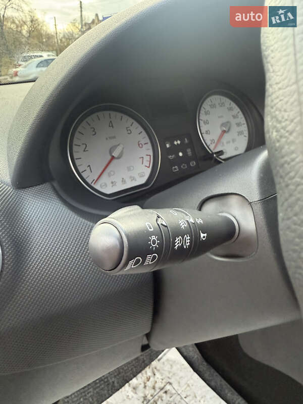 Універсал Dacia Logan MCV 2010 в Сумах