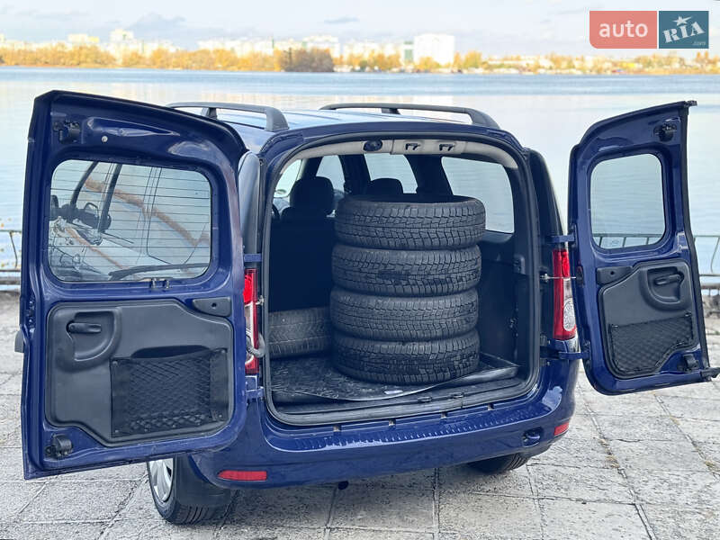 Універсал Dacia Logan MCV 2009 в Дніпрі фото 16 Універсал Dacia Logan MCV 2009 в Дніпрі