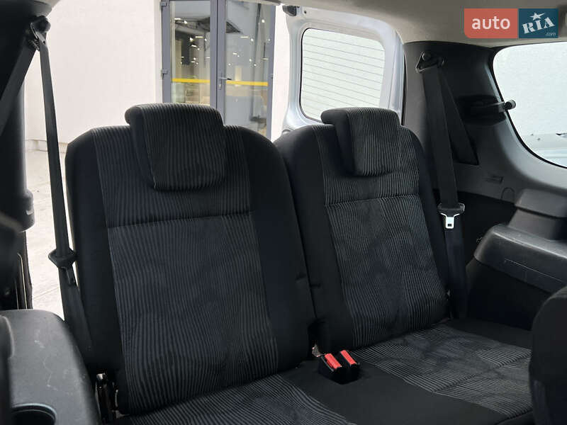 Універсал Dacia Logan MCV 2009 в Луцьку