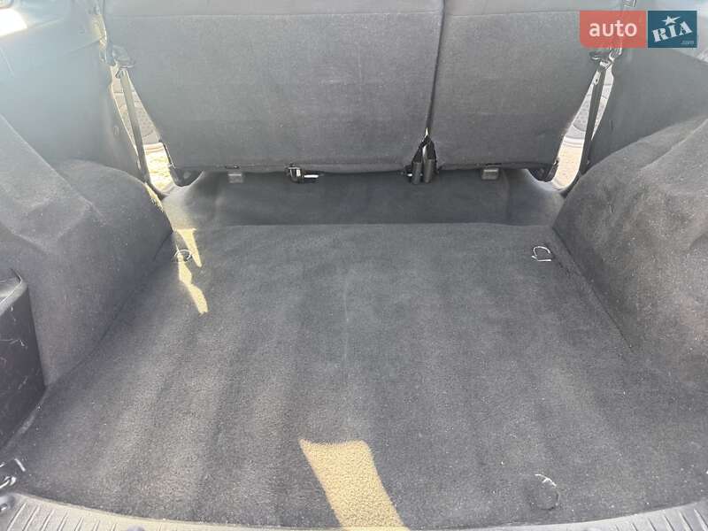 Универсал Dacia Logan MCV 2012 в Ровно фото 29 Универсал Dacia Logan MCV 2012 в Ровно