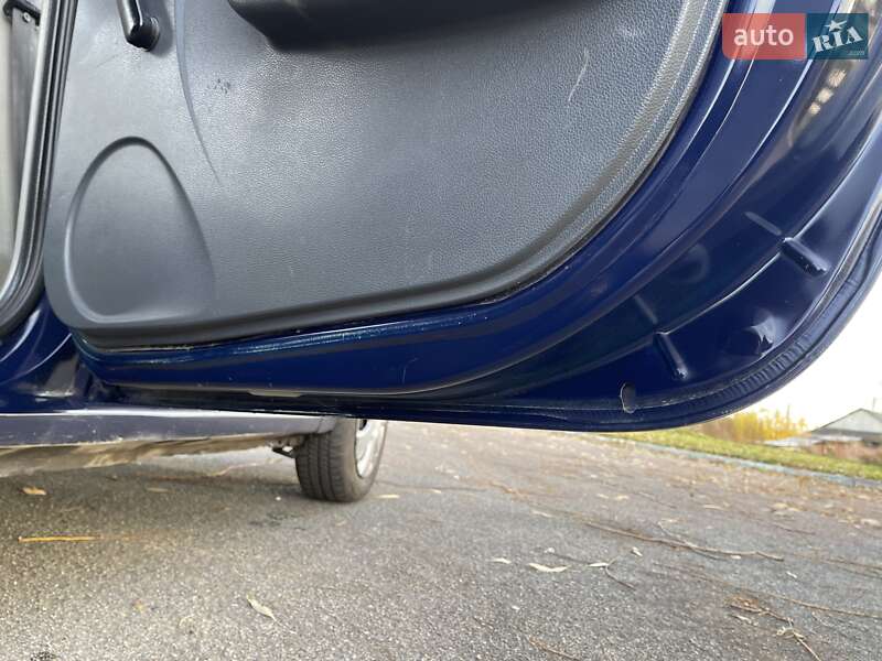 Універсал Dacia Logan MCV 2012 в Києві