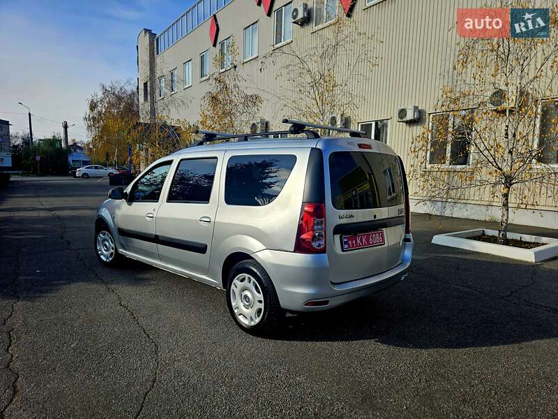 Универсал Dacia Logan MCV 2012 в Полтаве