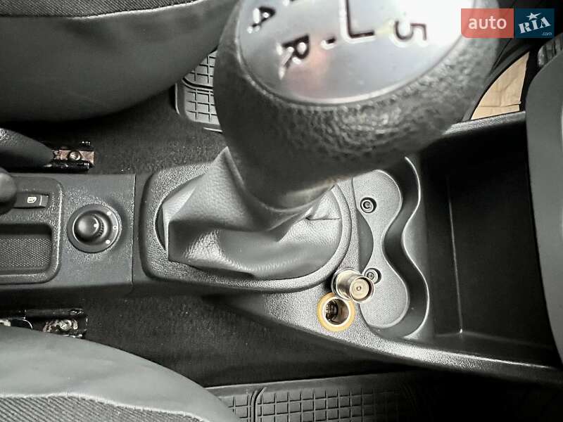 Універсал Dacia Logan MCV 2010 в Умані