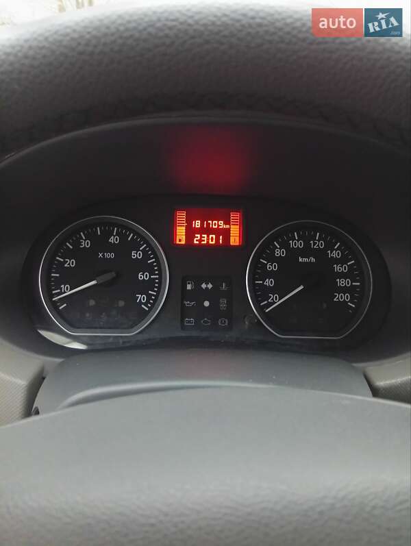 Універсал Dacia Logan MCV 2012 в Полтаві фото 25 Універсал Dacia Logan MCV 2012 в Полтаві