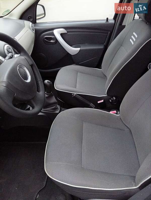 Універсал Dacia Logan MCV 2012 в Полтаві фото 16 Універсал Dacia Logan MCV 2012 в Полтаві