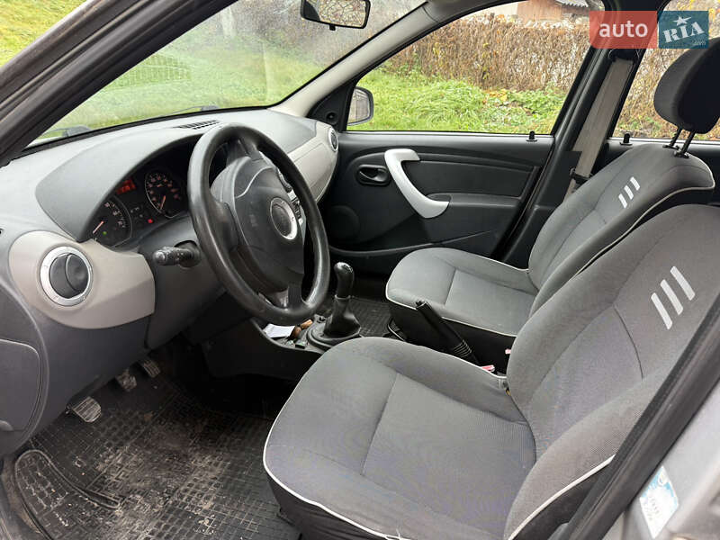 Універсал Dacia Logan MCV 2012 в Дубні фото 8 Універсал Dacia Logan MCV 2012 в Дубні