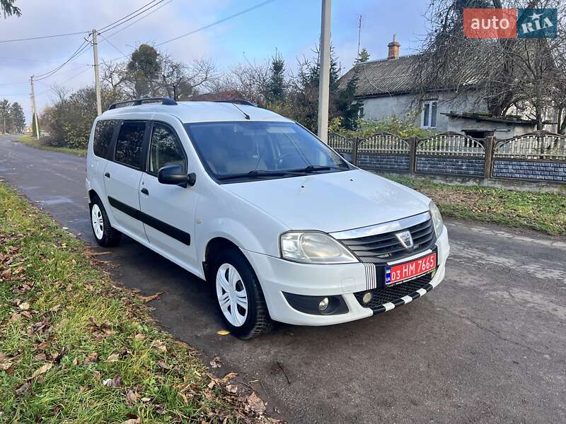 Универсал Dacia Logan MCV 2010 в Луцке