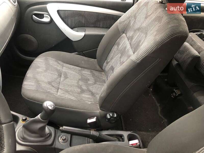 Універсал Dacia Logan MCV 2010 в Рівному фото 12 Універсал Dacia Logan MCV 2010 в Рівному