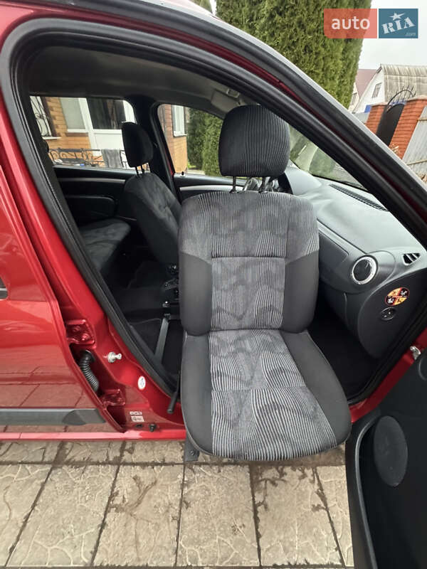 Универсал Dacia Logan MCV 2009 в Чернигове фото 11 Универсал Dacia Logan MCV 2009 в Чернигове