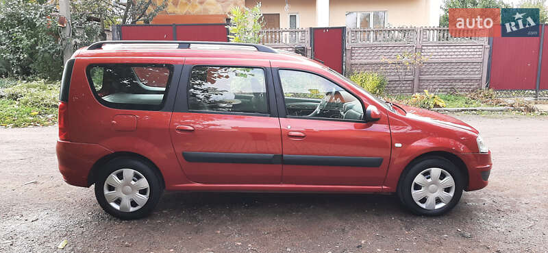 Универсал Dacia Logan MCV 2011 в Чернигове фото 10 Универсал Dacia Logan MCV 2011 в Чернигове