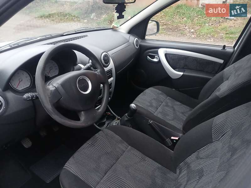Універсал Dacia Logan MCV 2010 в Черкасах фото 14 Універсал Dacia Logan MCV 2010 в Черкасах