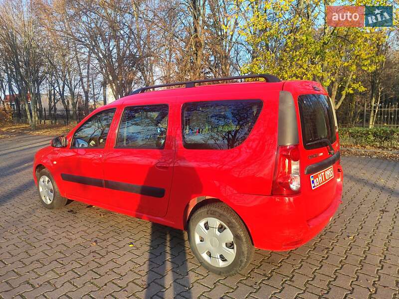 Універсал Dacia Logan MCV 2011 в Миргороді