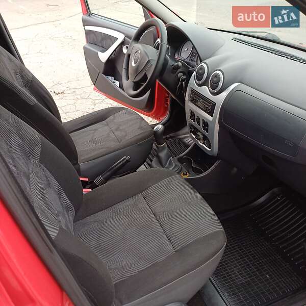 Універсал Dacia Logan MCV 2009 в Марганці фото 11 Універсал Dacia Logan MCV 2009 в Марганці