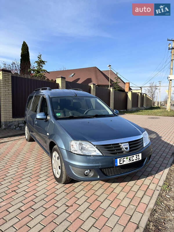 Универсал Dacia Logan MCV 2010 в Ромнах