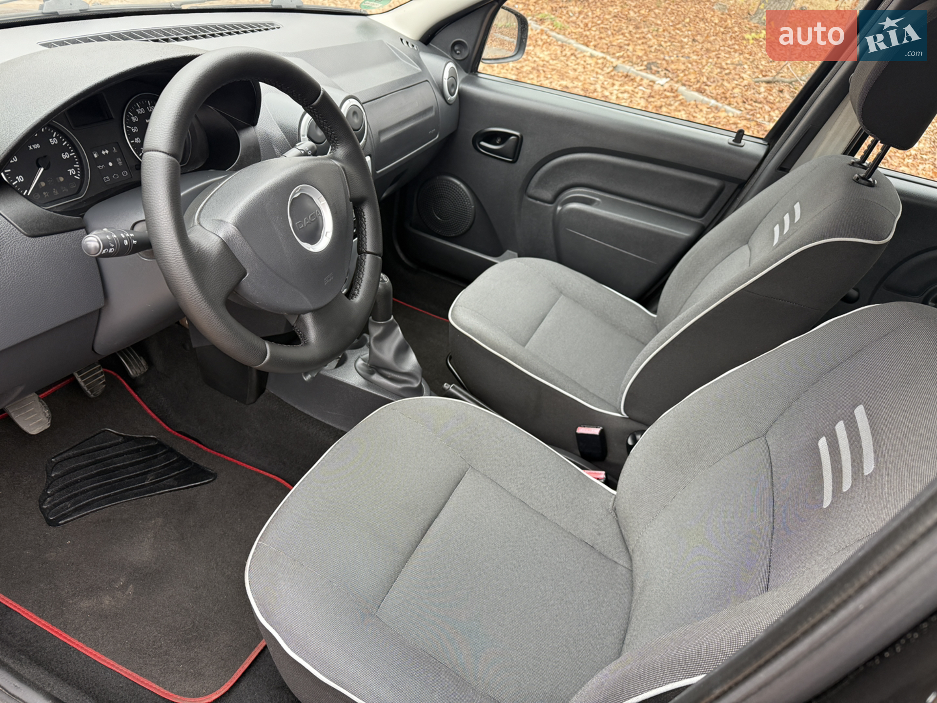 2011 Dacia Logan - мініатюра 12