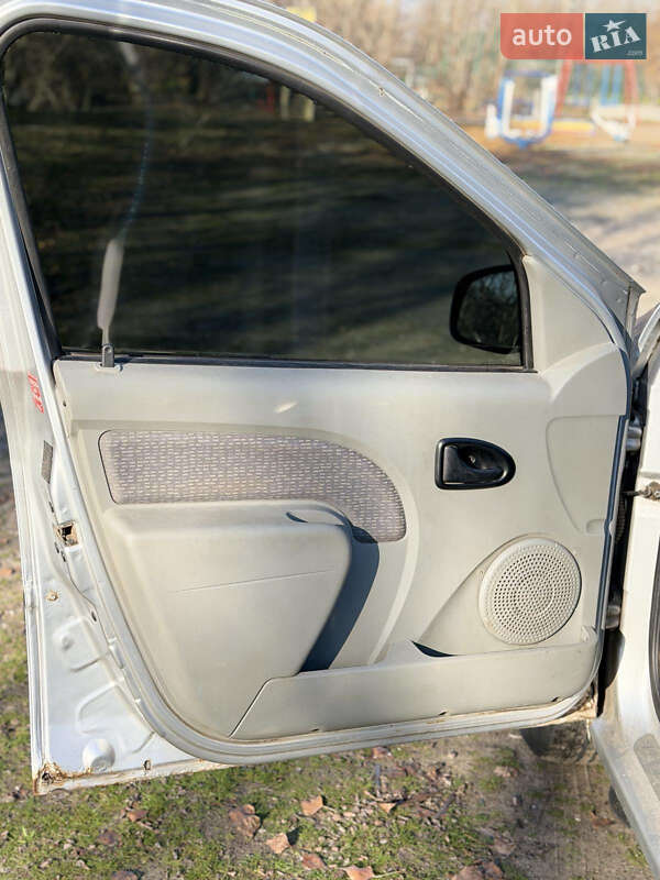 Універсал Dacia Logan MCV 2008 в Дніпрі