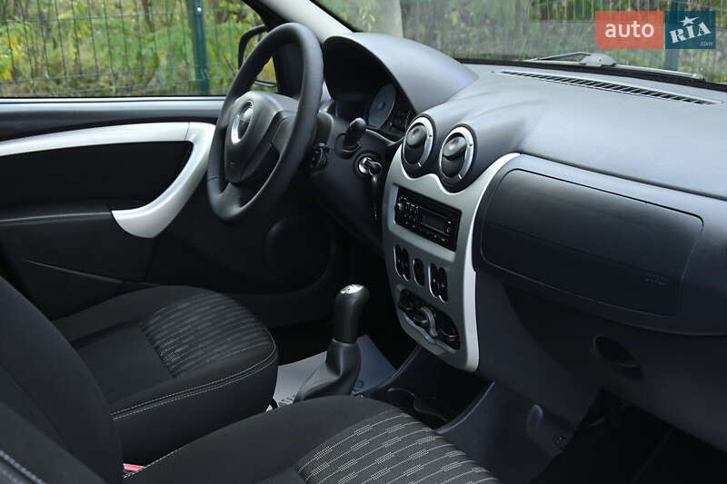 Универсал Dacia Logan MCV 2012 в Бердичеве фото 30 Универсал Dacia Logan MCV 2012 в Бердичеве