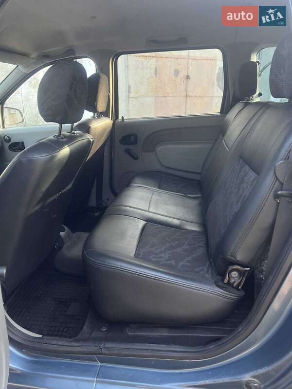 Універсал Dacia Logan MCV 2008 в Одесі фото 8 Універсал Dacia Logan MCV 2008 в Одесі